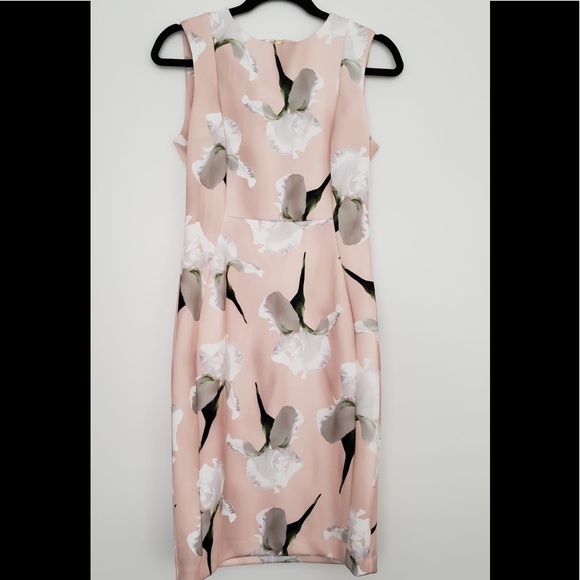 Floral elegant dress - Picture 1 of 1